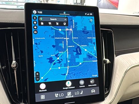 New 2026 Volvo XC60 B5 Ultra w/ Climate Package image 16