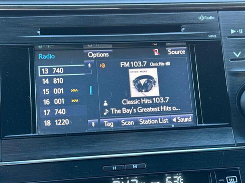 Used 2015 Toyota Avalon XLE image 24