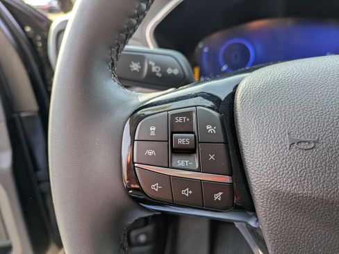 Certified 2022 Ford Escape SEL w/ Technology Package image 18