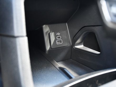 Used 2025 Ford Ranger XL w/ Trailer Tow Package image 29