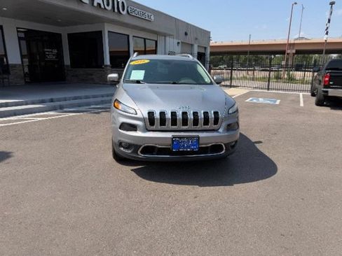 Used 2016 Jeep Cherokee Limited AWD/4WD image 24