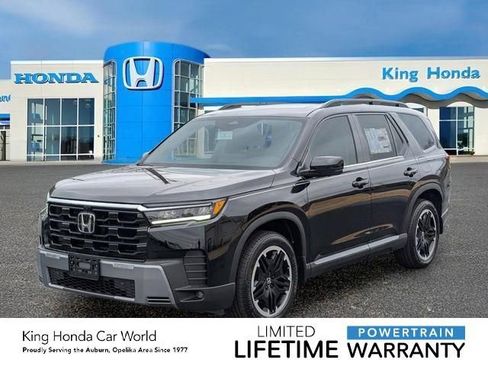 New 2026 Honda Pilot Touring image 1