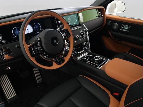 New 2026 Rolls-Royce Cullinan AWD/4WD image 12