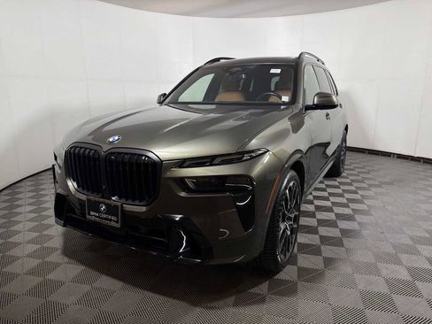 Certified 2024 BMW X7 xDrive40i w/ M Sport Package image 3