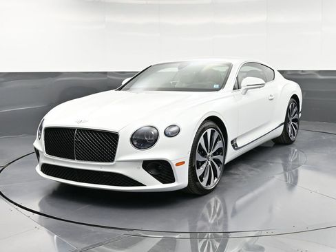Used 2024 Bentley Continental GT image 1