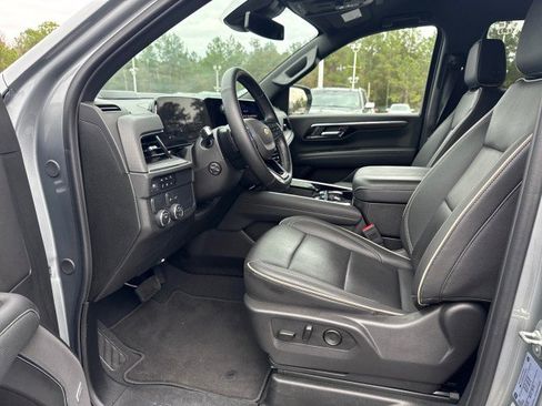 Used 2025 Chevrolet Tahoe Premier image 21