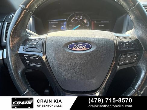 Used 2017 Ford Explorer XLT w/ Equipment Group 202A AWD/4WD image 23