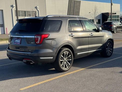 Used 2018 Ford Explorer Platinum image 5