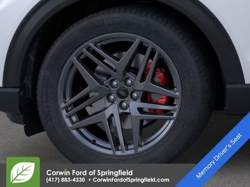 New 2026 Ford Explorer ST-Line image 22