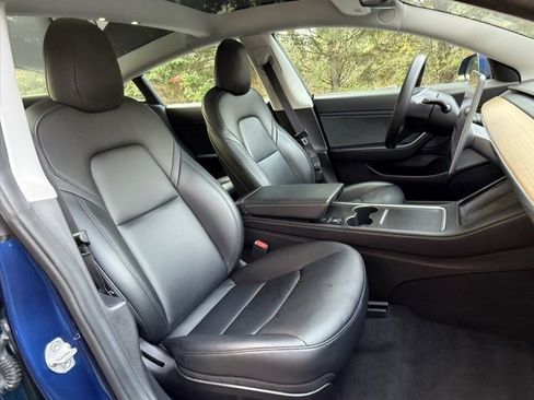 Used 2021 Tesla Model 3 Long Range image 8