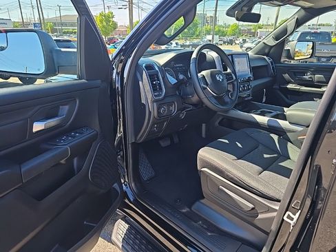 New 2026 RAM 1500 Express AWD/4WD image 12