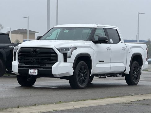 New 2026 Toyota Tundra Limited image 8