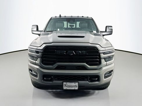 New 2026 RAM 2500 Laramie AWD/4WD image 2
