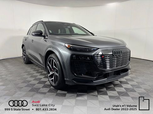 New 2027 Audi SQ6 e-tron Prestige AWD/4WD image 1