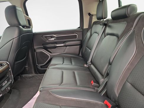 Used 2022 RAM 1500 Laramie AWD/4WD image 22