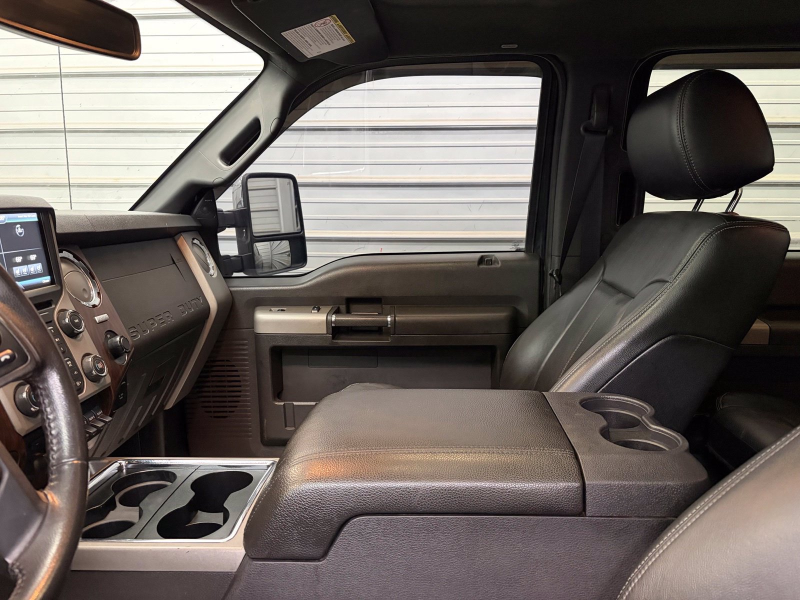 Used 2016 Ford F250 Lariat w/ Lariat Ultimate Package AWD/4WD image 21