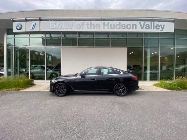 Certified 2024 BMW i4 eDrive35 w/ Premium Package RWD image 1