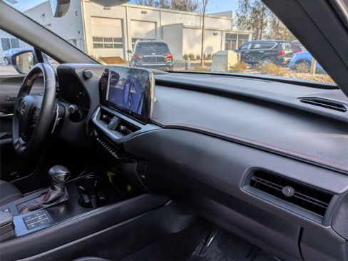 Used 2023 Lexus UX 250h F Sport image 40