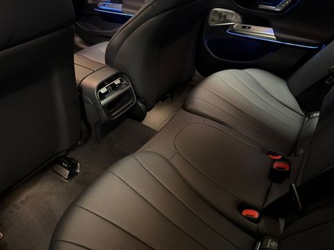 New 2027 Mercedes-Benz E 450 4MATIC Sedan image 11
