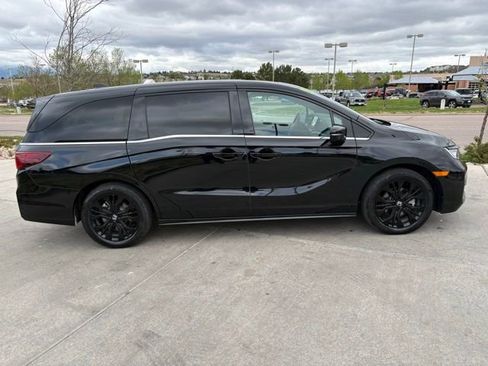 Used 2025 Honda Odyssey Sport-L image 9