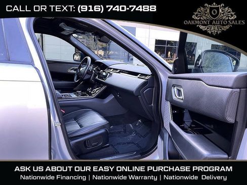 Used 2018 Land Rover Range Rover Velar R-Dynamic SE AWD/4WD image 11