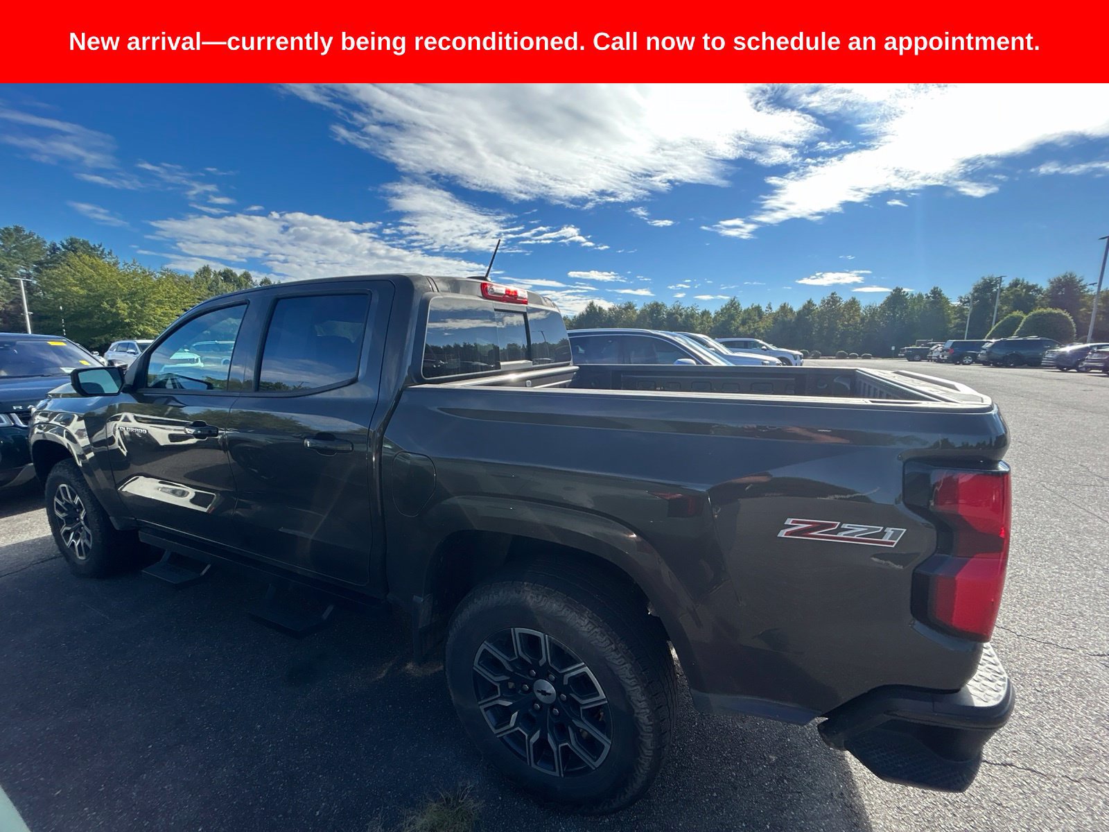 Used 2024 Chevrolet Colorado Z71 AWD/4WD image 7