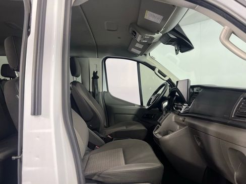 Used 2023 Ford Transit 350 XLT image 31
