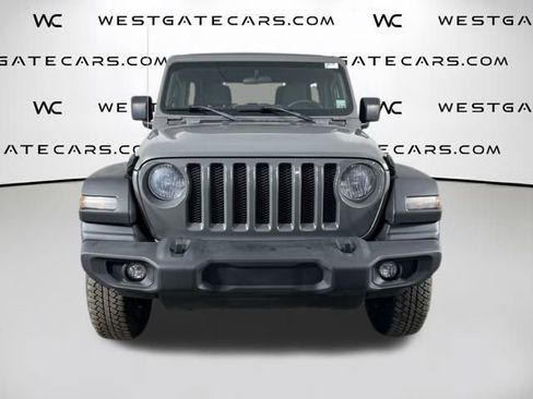 Used 2018 Jeep Wrangler Unlimited Sport image 2