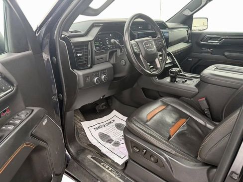 Used 2022 GMC Sierra 1500 AT4 w/ AT4 Preferred Package image 11