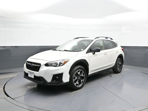 Used 2019 Subaru Crosstrek 2.0i image 1