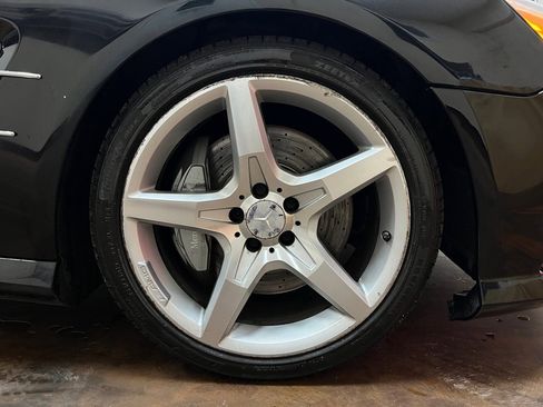 Used 2013 Mercedes-Benz SL 550 ROADSTER image 11