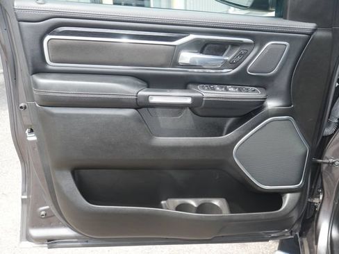 Used 2023 RAM 1500 Laramie AWD/4WD image 16