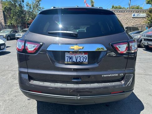 Used 2016 Chevrolet Traverse LS w/ LPO, 'HIT The Road' Package FWD image 6