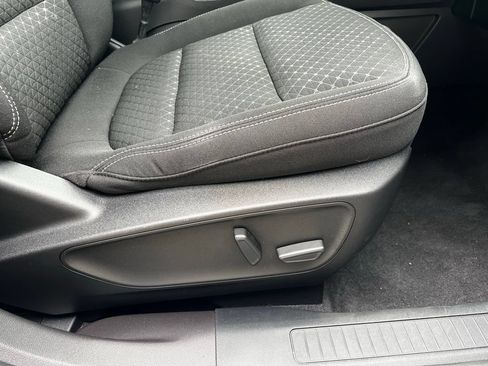Used 2023 Ford Escape Active w/ Tech Pack #2 AWD/4WD image 33