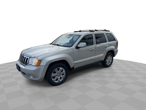 Used 2008 Jeep Grand Cherokee Limited w/ Trailer Tow Group IV AWD/4WD image 4