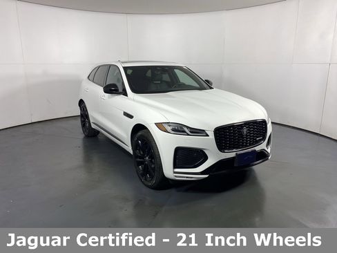 Used 2025 Jaguar F-PACE R-Dynamic S image 3