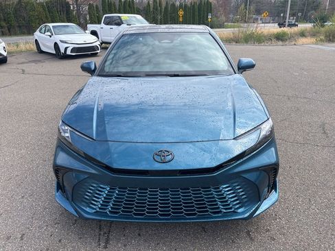 Used 2026 Toyota Camry XSE AWD/4WD image 9