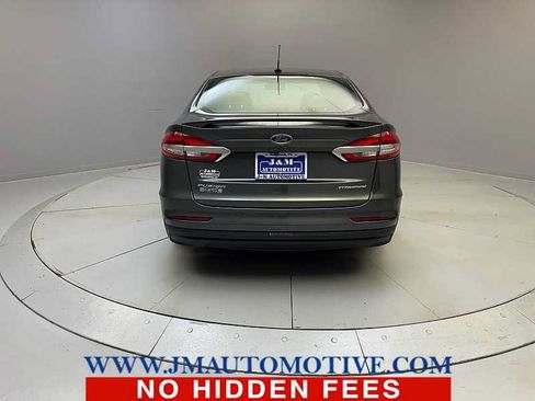 Used 2019 Ford Fusion Energi Titanium FWD image 4