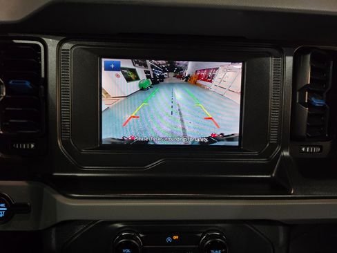 Used 2022 Ford Bronco Black Diamond image 56