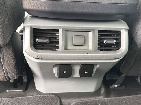 Used 2021 Ford F150 XLT AWD/4WD image 19