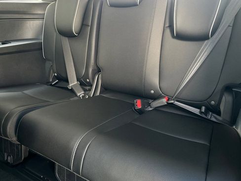 Used 2026 Honda Odyssey Touring image 24