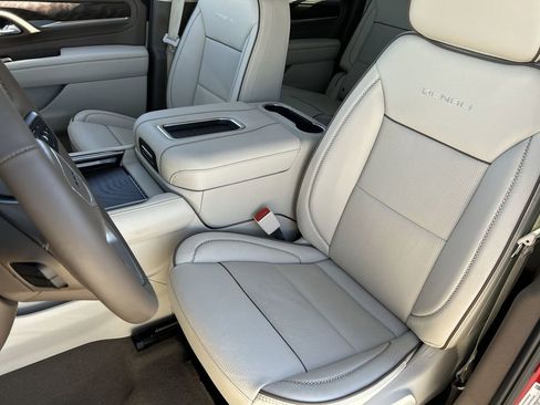 Used 2024 GMC Yukon XL Denali w/ Max Trailering Package image 20