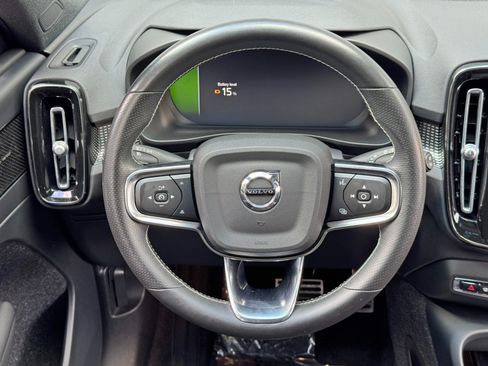 Used 2021 Volvo XC40 P8 Recharge w/ Advanced Package AWD/4WD image 20