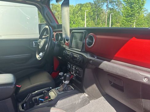Used 2020 Jeep Gladiator Rubicon image 34