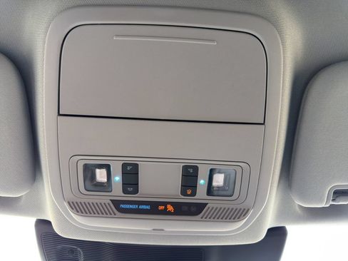 Used 2024 Ford Explorer Limited AWD/4WD image 33
