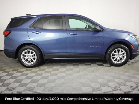 Used 2024 Chevrolet Equinox LS w/ LS Convenience Package AWD/4WD image 3