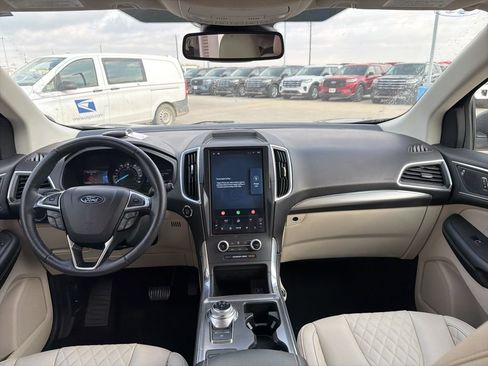 Used 2023 Ford Edge Titanium AWD/4WD image 16