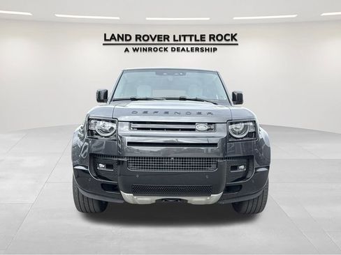 Used 2025 Land Rover Defender 110 V8 image 8