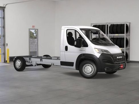 New 2024 RAM ProMaster 3500 w/ Convenience Group image 9