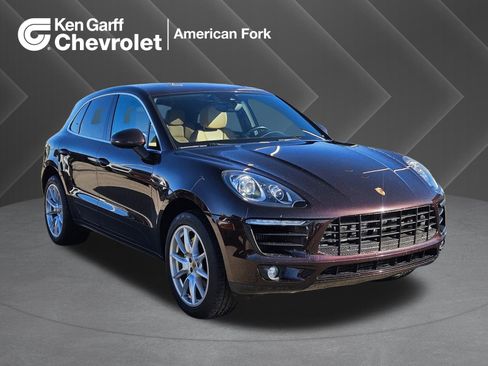 Used 2018 Porsche Macan S w/ Premium Package Plus AWD/4WD image 1